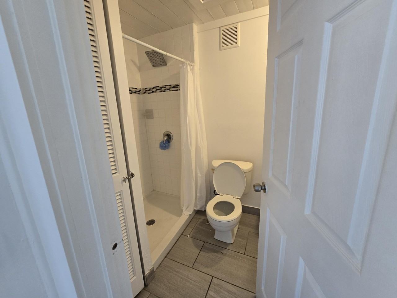 301 S 7th S Street #C - Photo 7 of 9