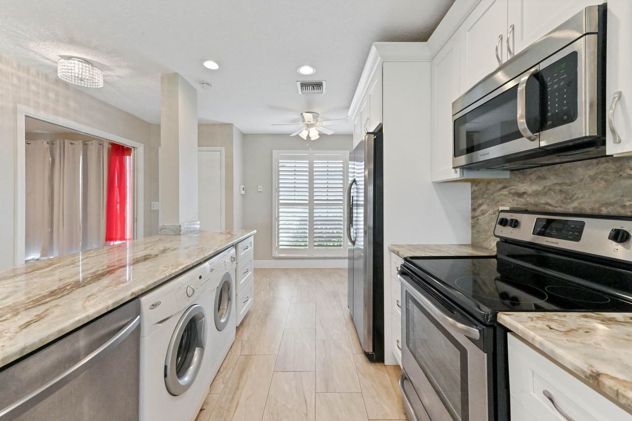 13745 Flora Pl #B - Photo 7 of 28