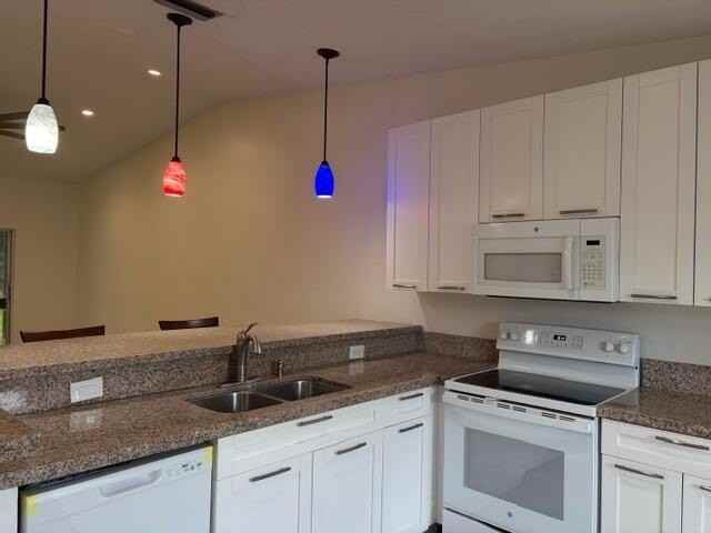 18867 Candlewick Dr - Photo 4 of 21