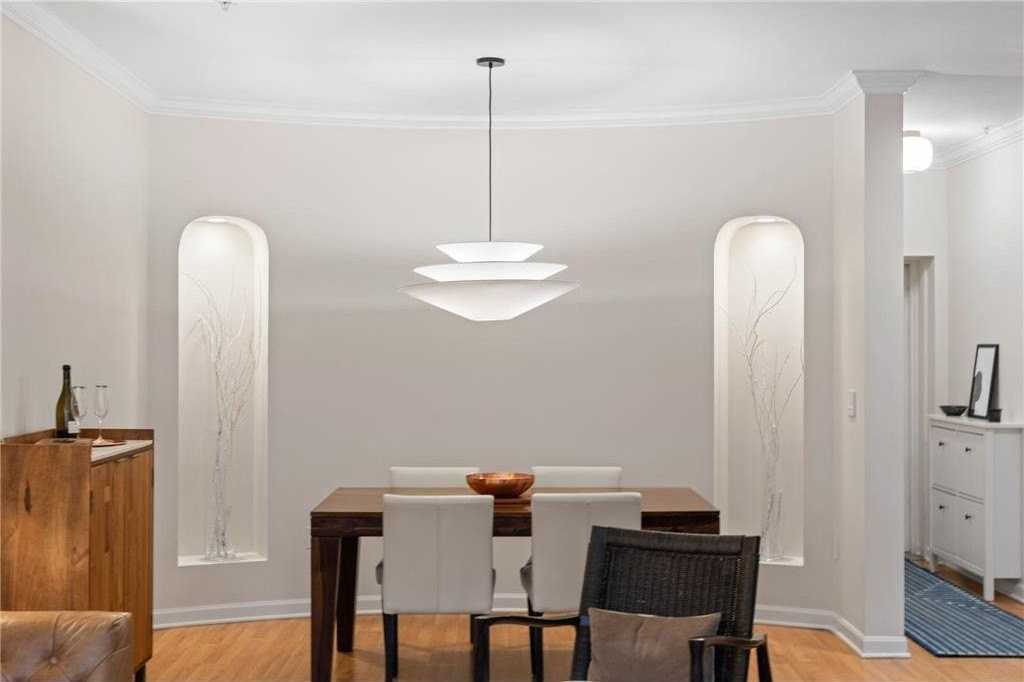 1008 Portland Ave - Photo 4 of 50