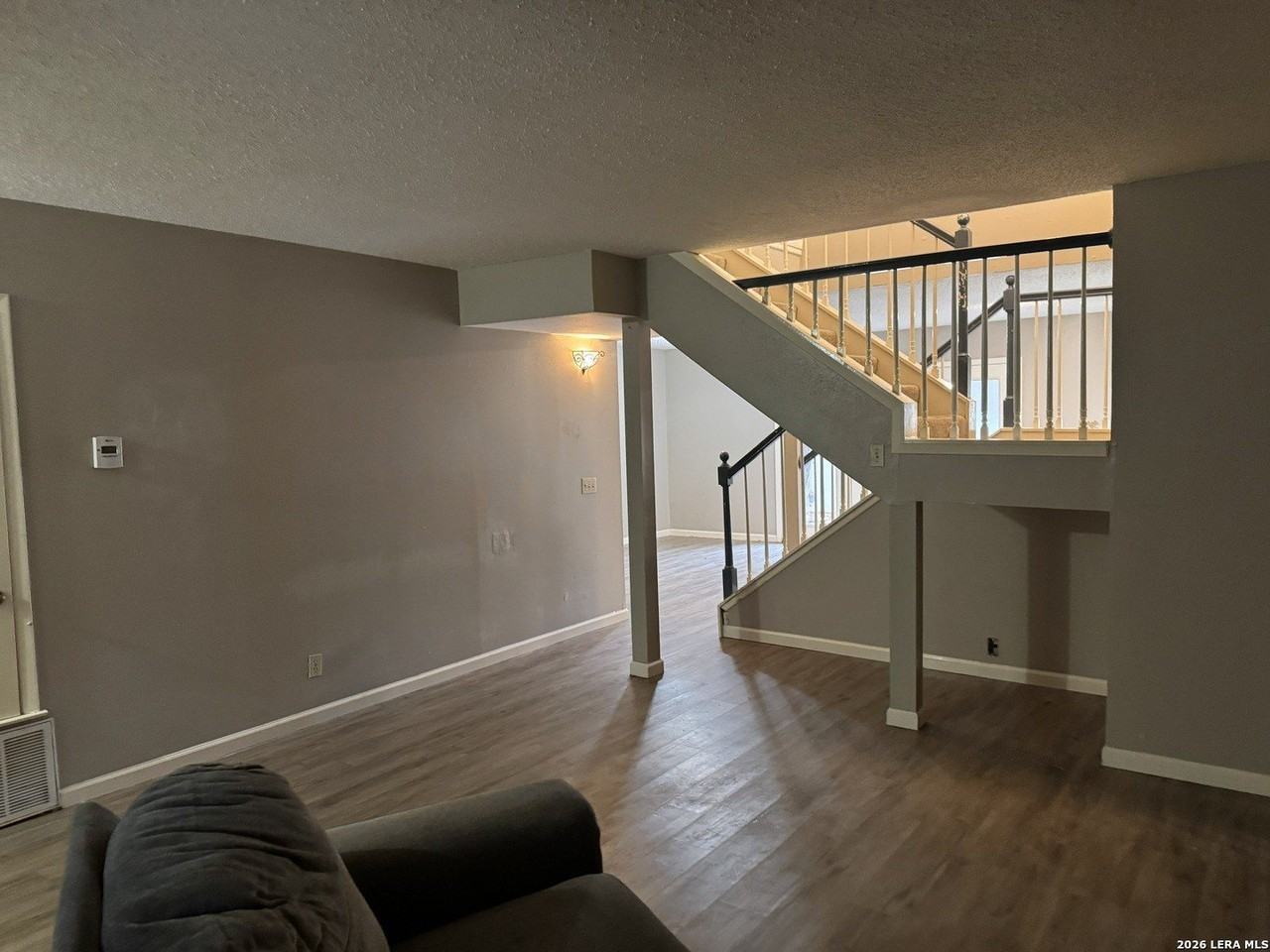 11814 Song St - Photo 4 of 20