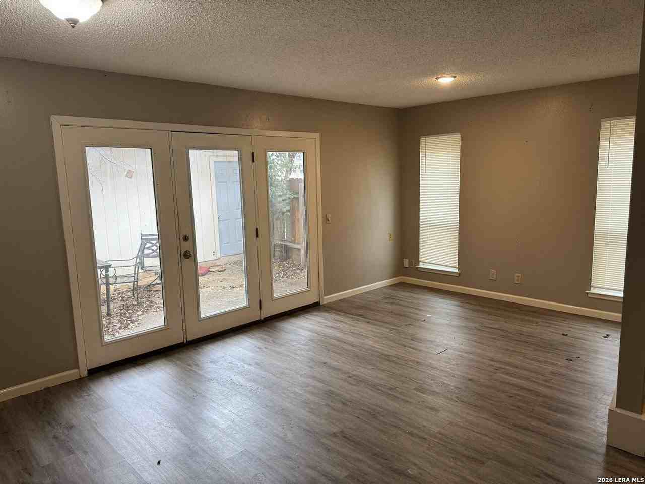 11814 Song St - Photo 6 of 20