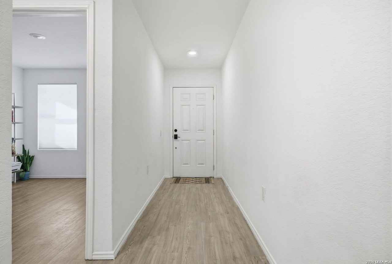 12014 Kite Bnd - Photo 5 of 36