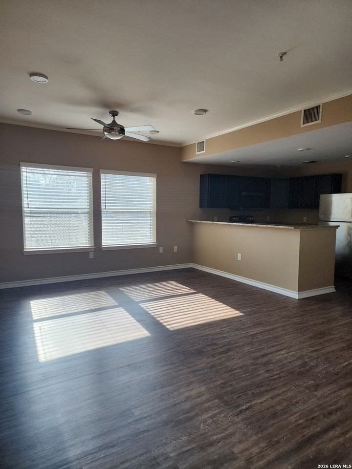 4847 Brandeis St #3101 - Photo 4 of 26