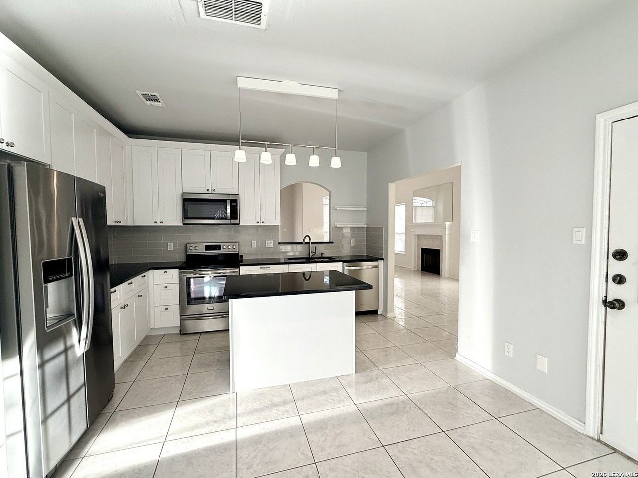 14911 Elkton Rd - Photo 5 of 20