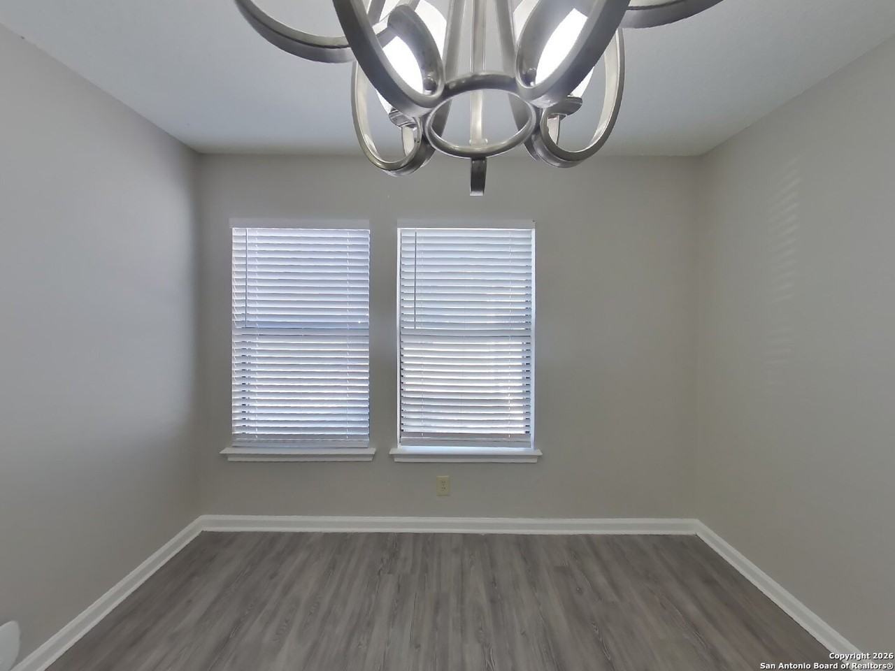 6419 Beech Trail Dr - Photo 4 of 17