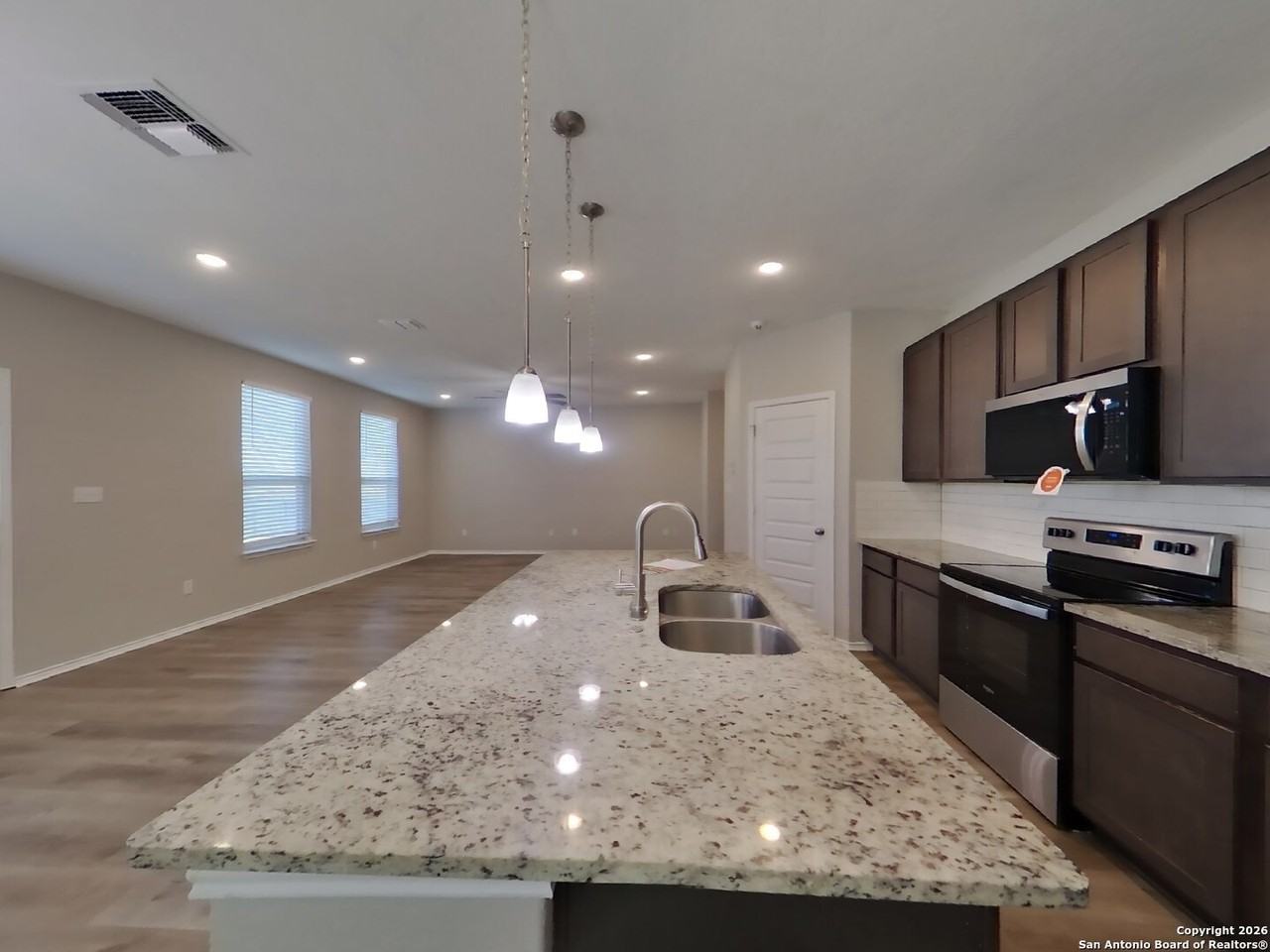 4327 Spirit Star Dr - Photo 5 of 18