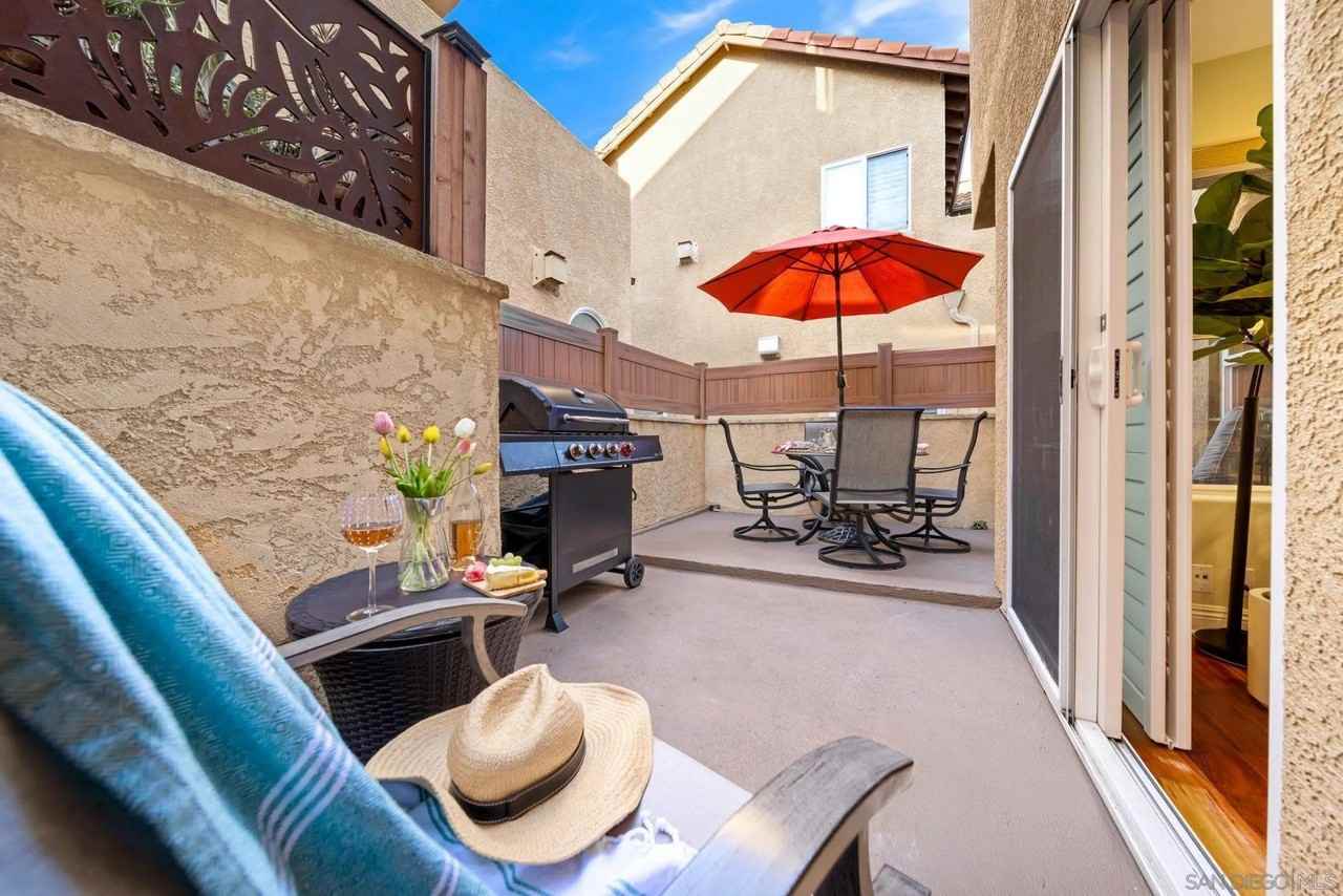 886 Felspar St - Photo 3 of 50