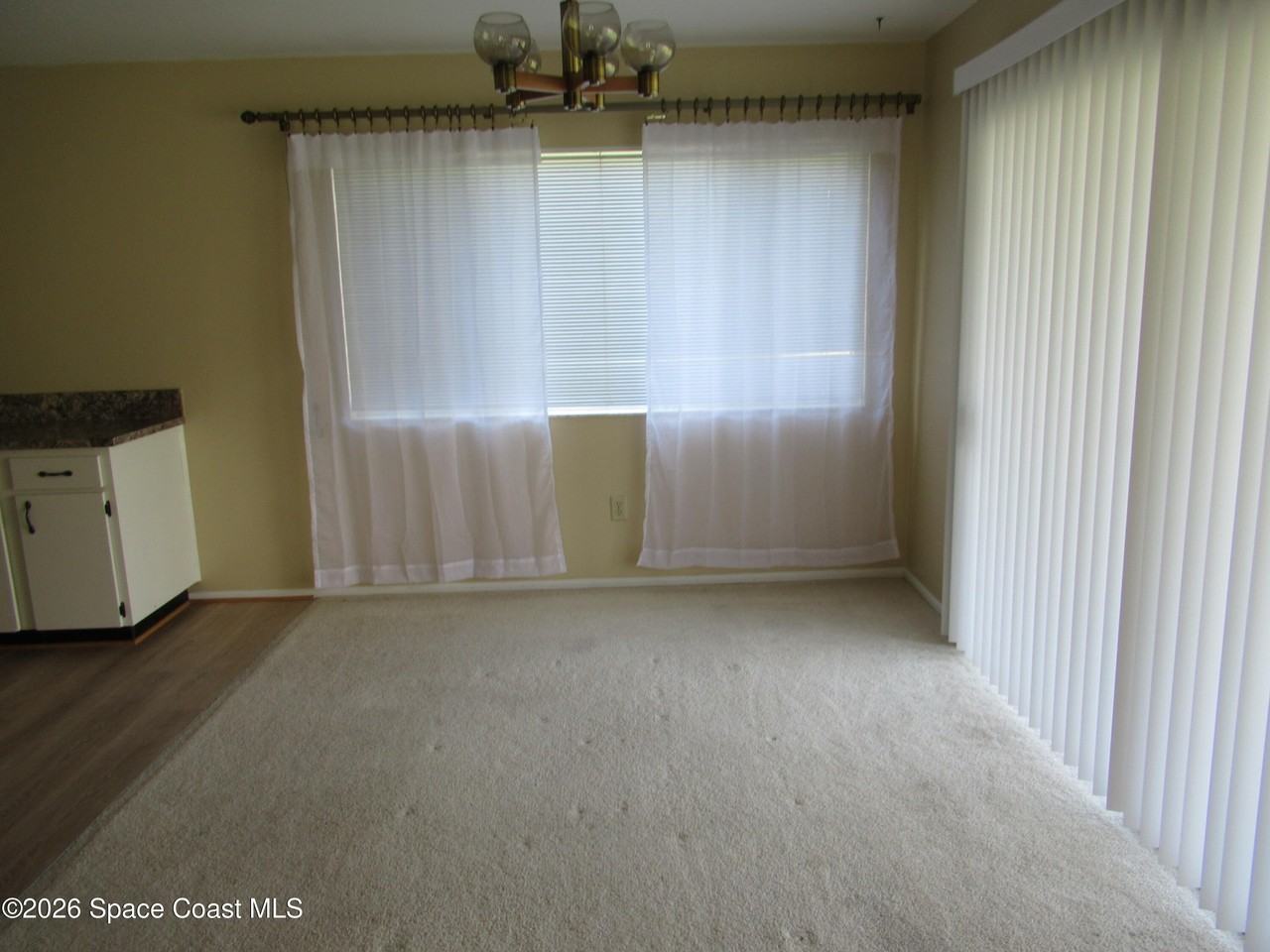 971 Hooper Ave Ne - Photo 3 of 8