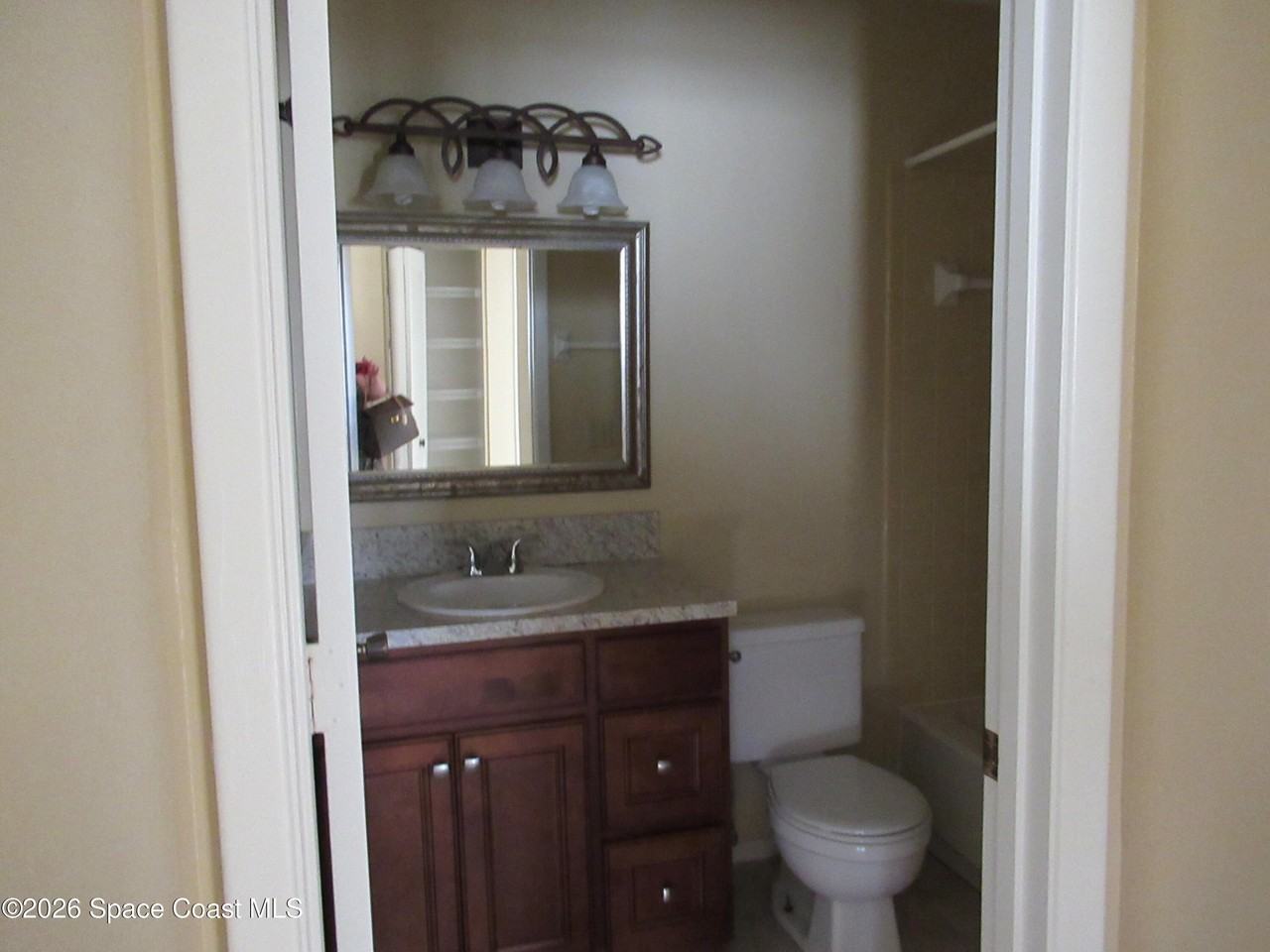 971 Hooper Ave Ne - Photo 7 of 8