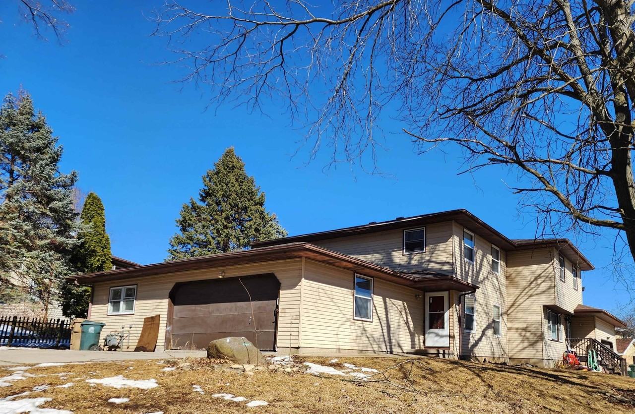 4550 Mccann Rd - Photo 5 of 36