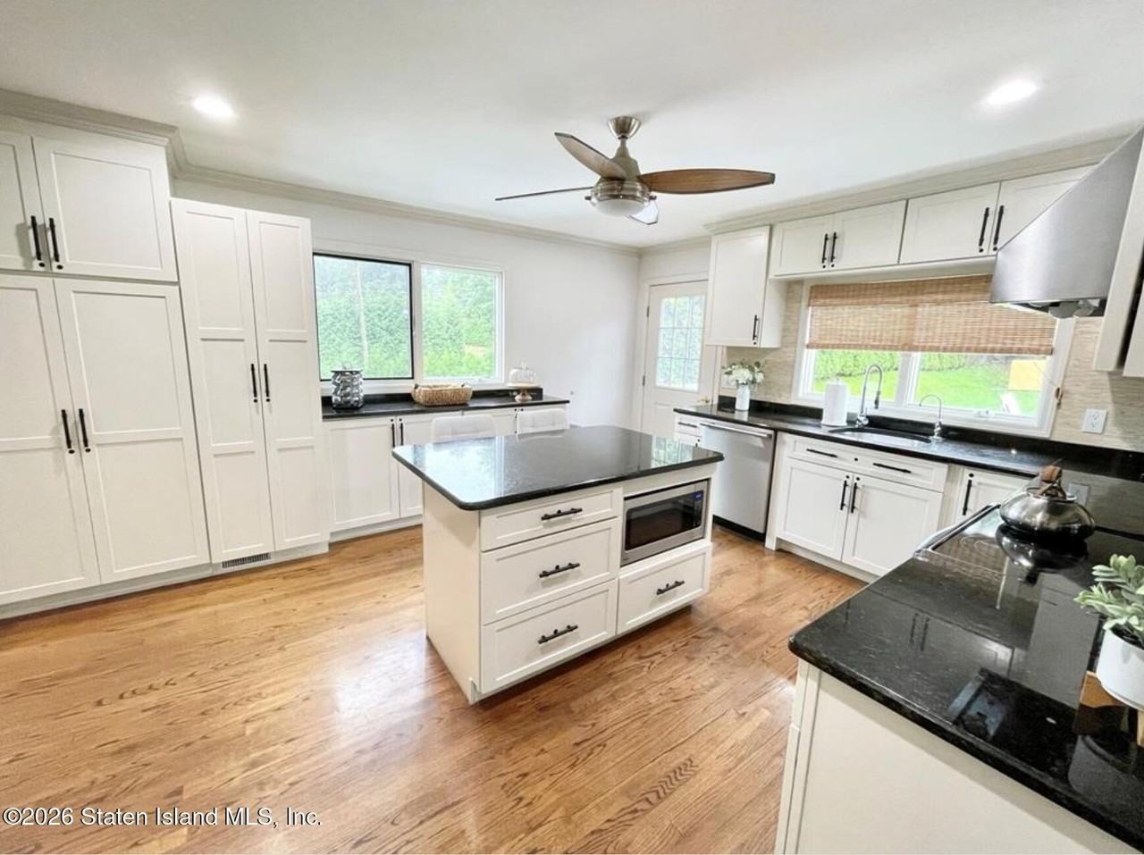 51 Cheviot Rd - Photo 2 of 19