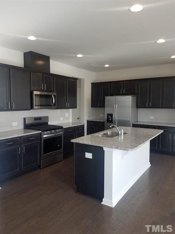 820 Bristol Bridge Dr - Photo 5 of 19