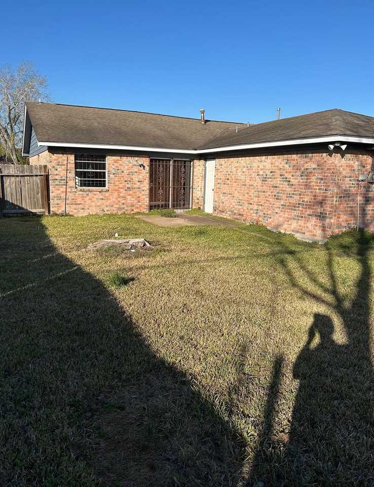 3503 Prudence Dr - Photo 3 of 7