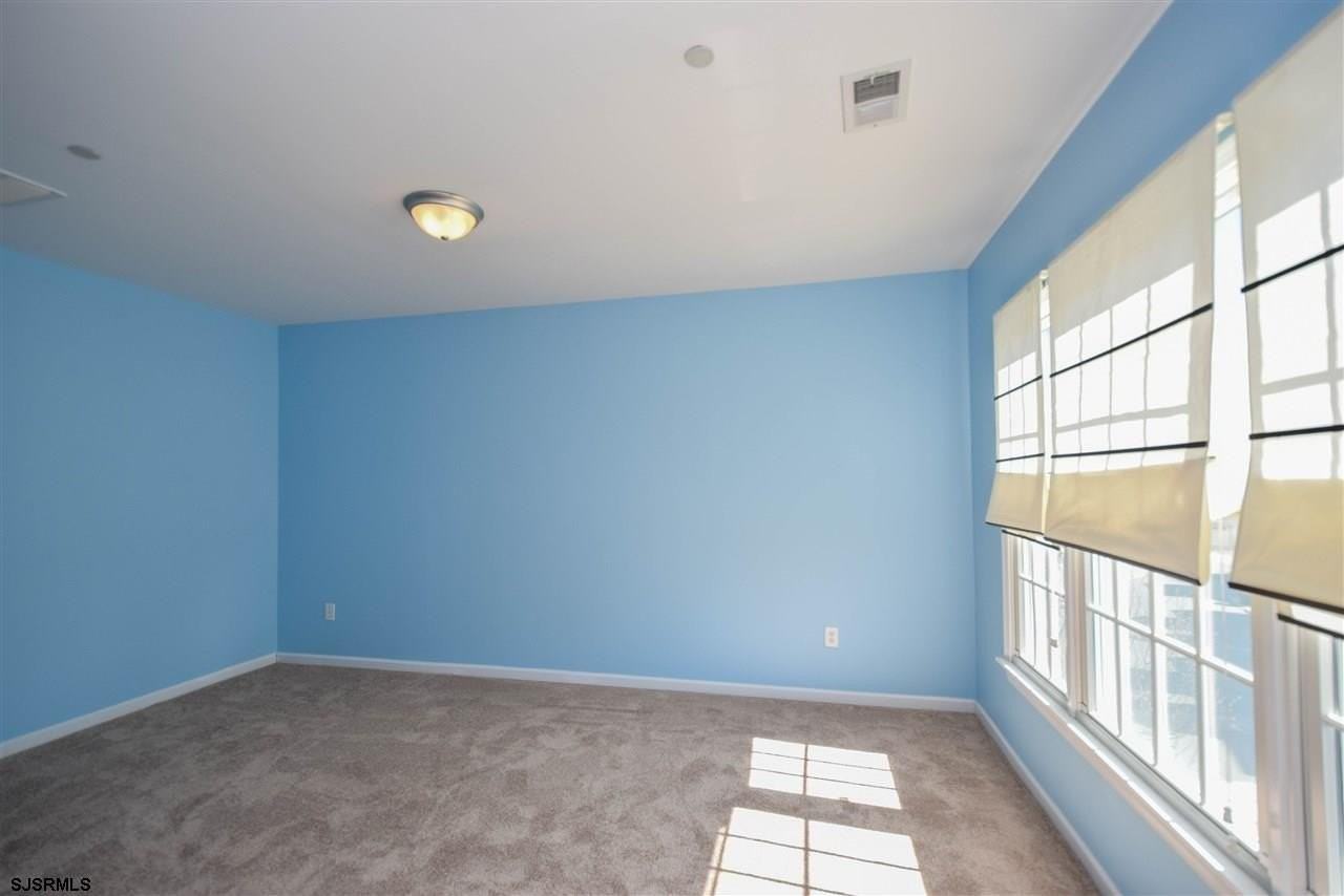 69 Chelsea Ct - Photo 7 of 22