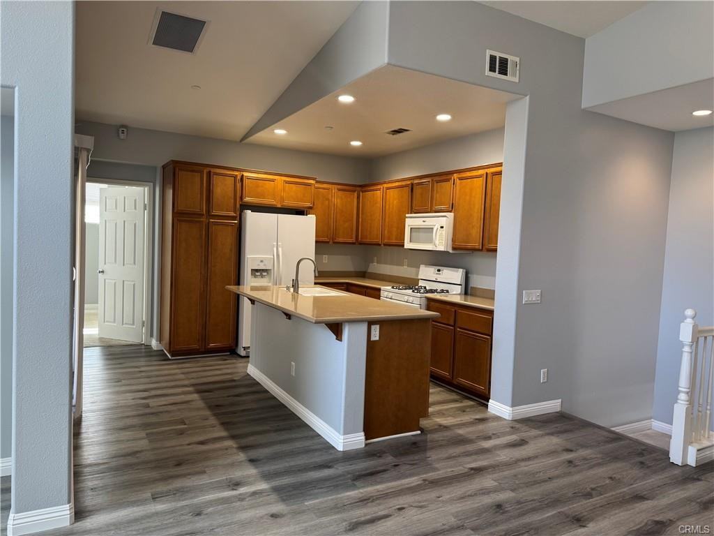 27931 Cactus Unit #A - Photo 4 of 13