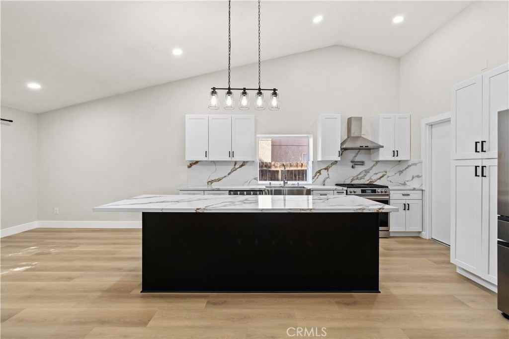 1008 E Avenue J7 - Photo 3 of 20