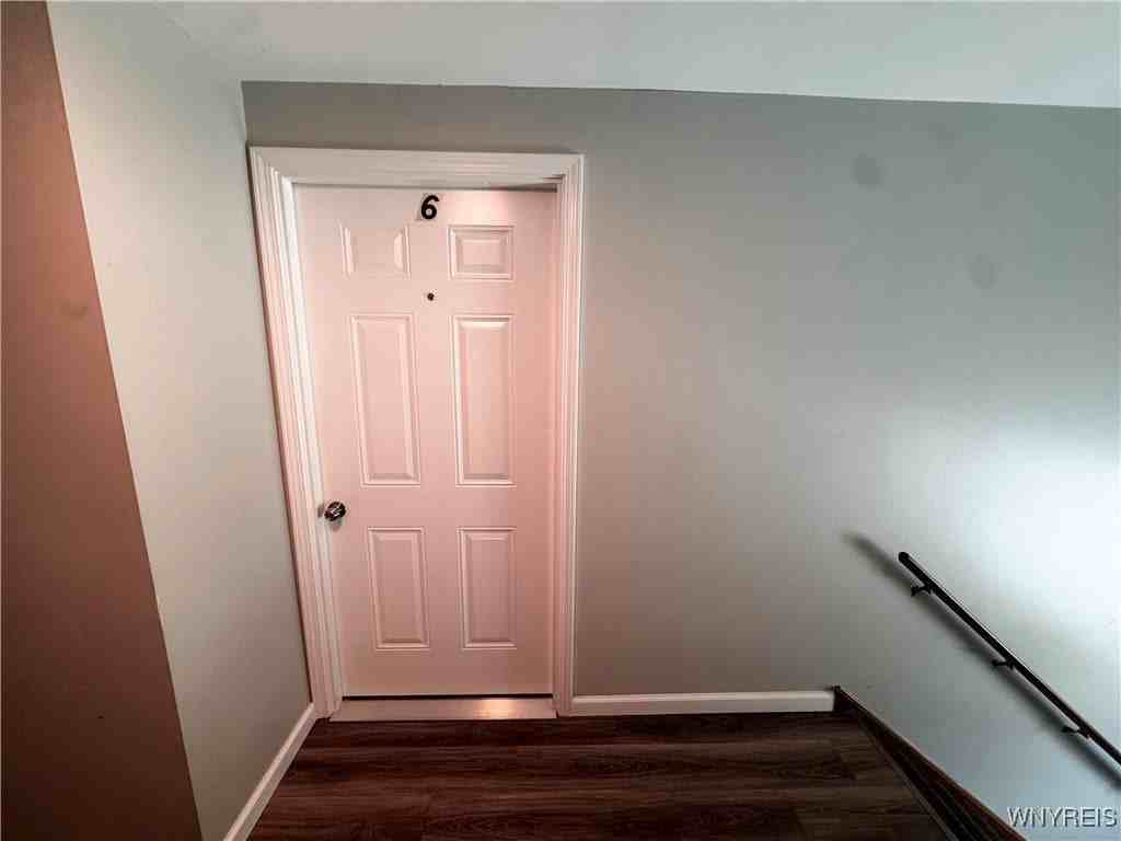 9049 Zito Dr - Photo 2 of 15