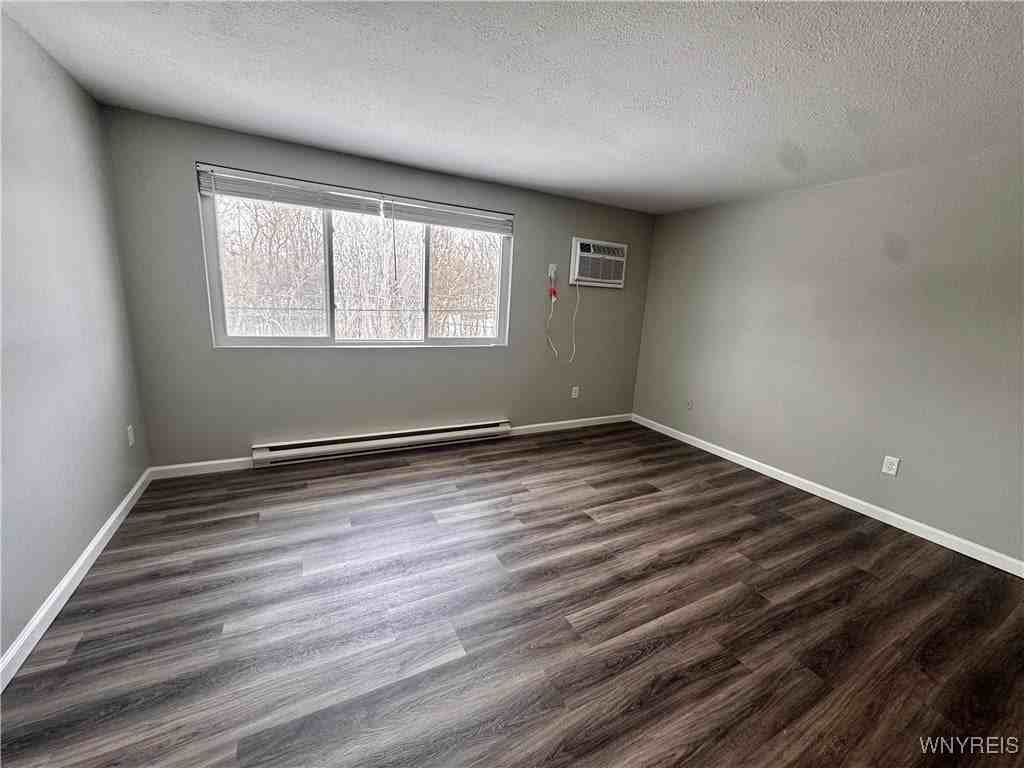 9049 Zito Dr - Photo 6 of 15