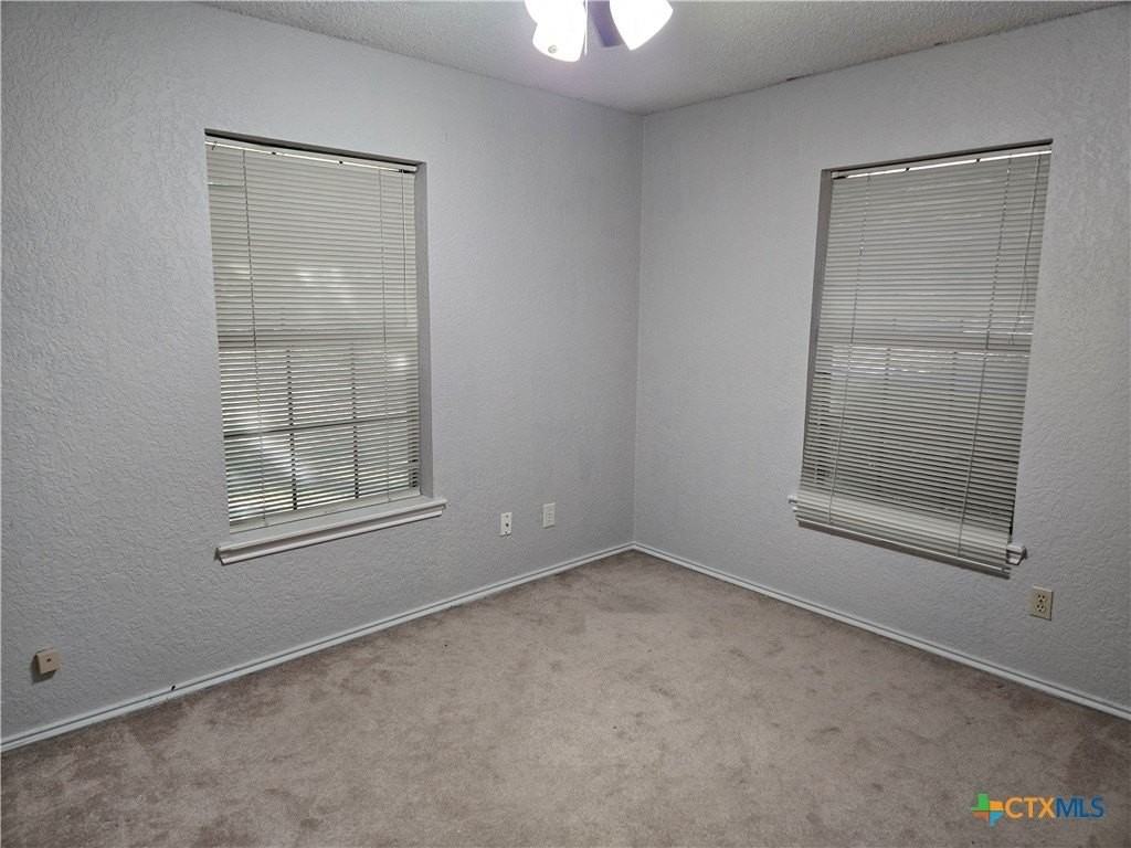 241 Galvin Dr - Photo 6 of 9