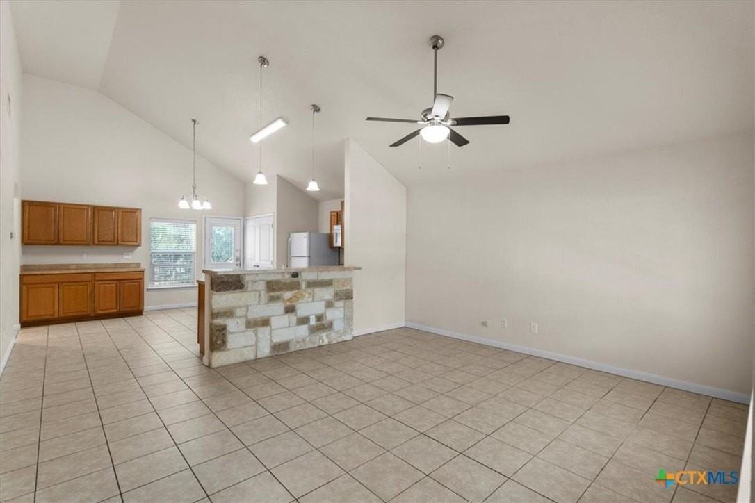 119 Weatherby Dr - Photo 4 of 24