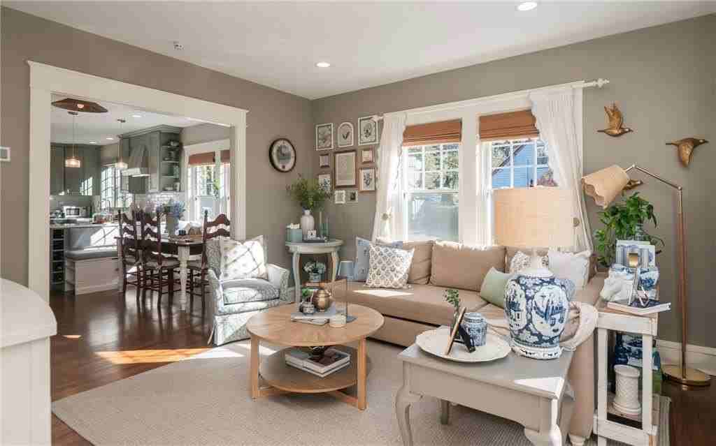 26 Vernon Ave - Photo 6 of 41