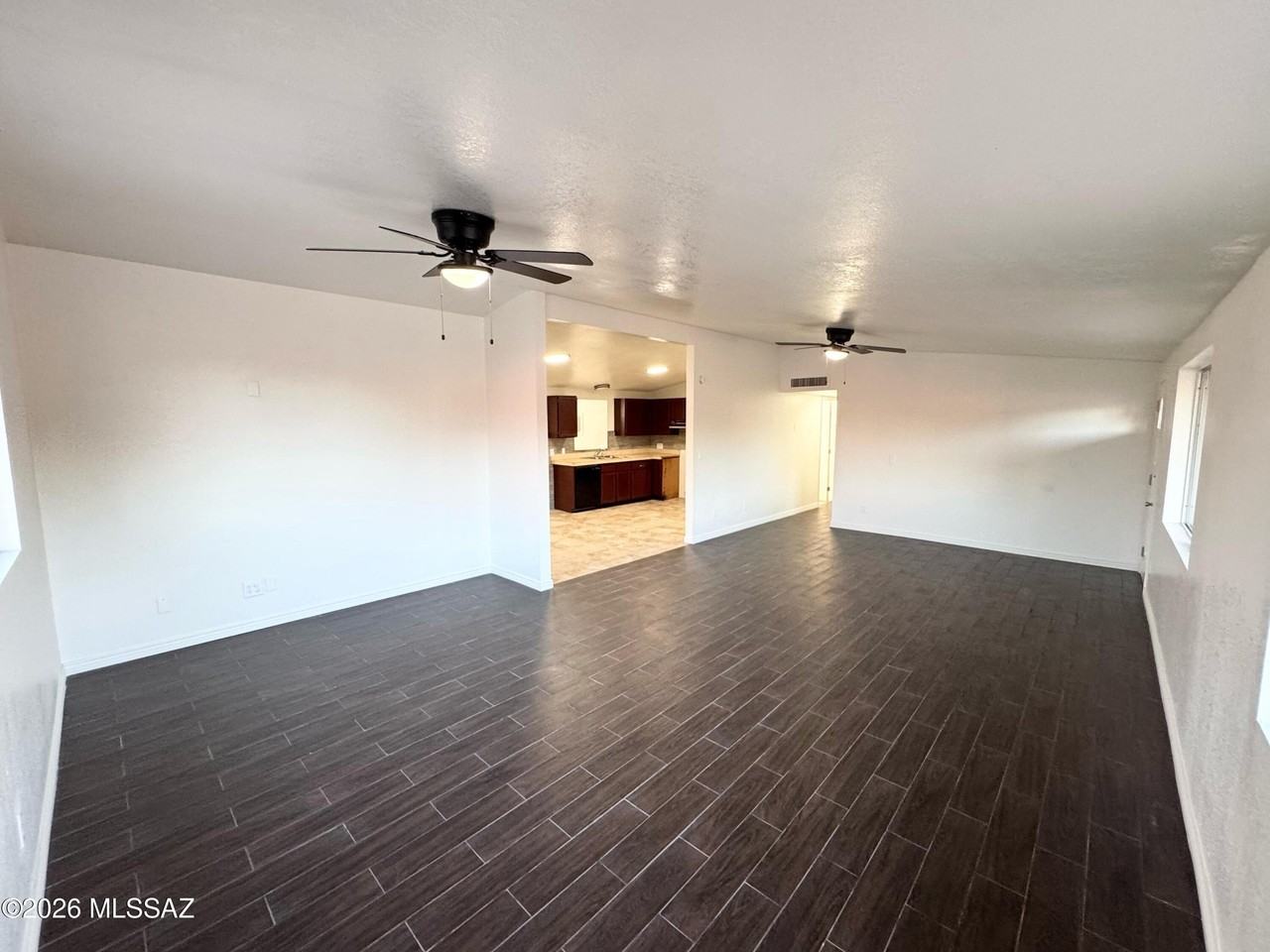 9670 E Burnett St - Photo 7 of 32