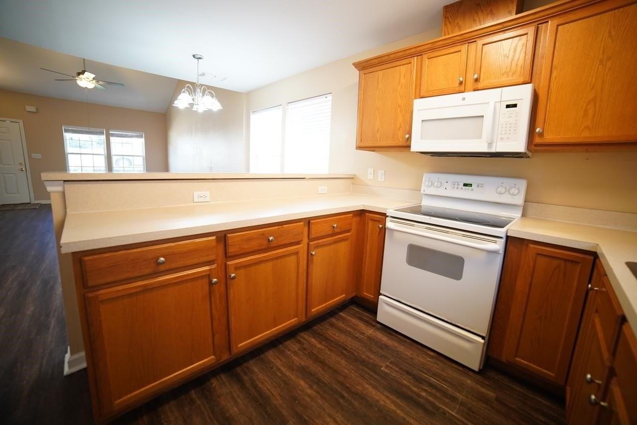 1949 Nena Hills Dr - Photo 6 of 24