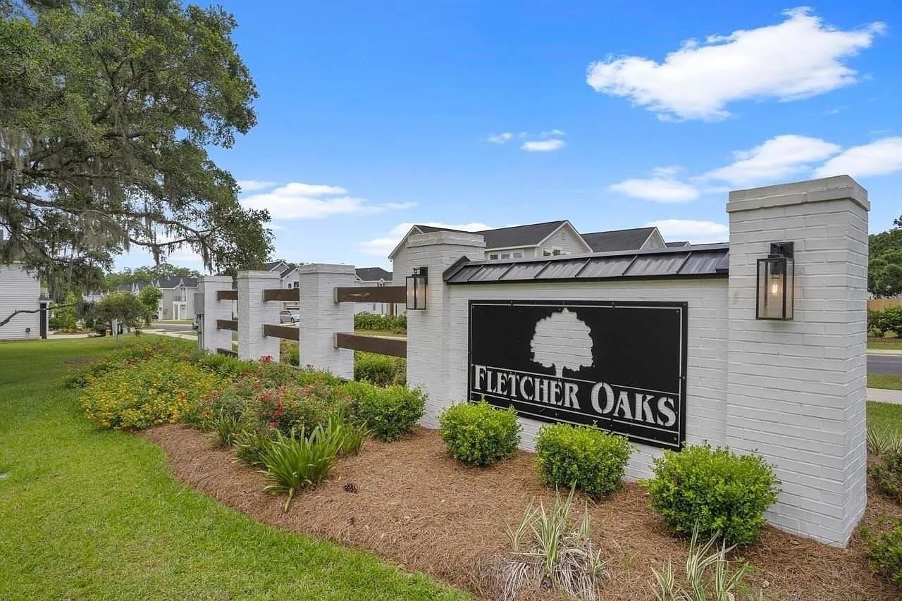 463 Grand Oaks Rd - Photo 3 of 19