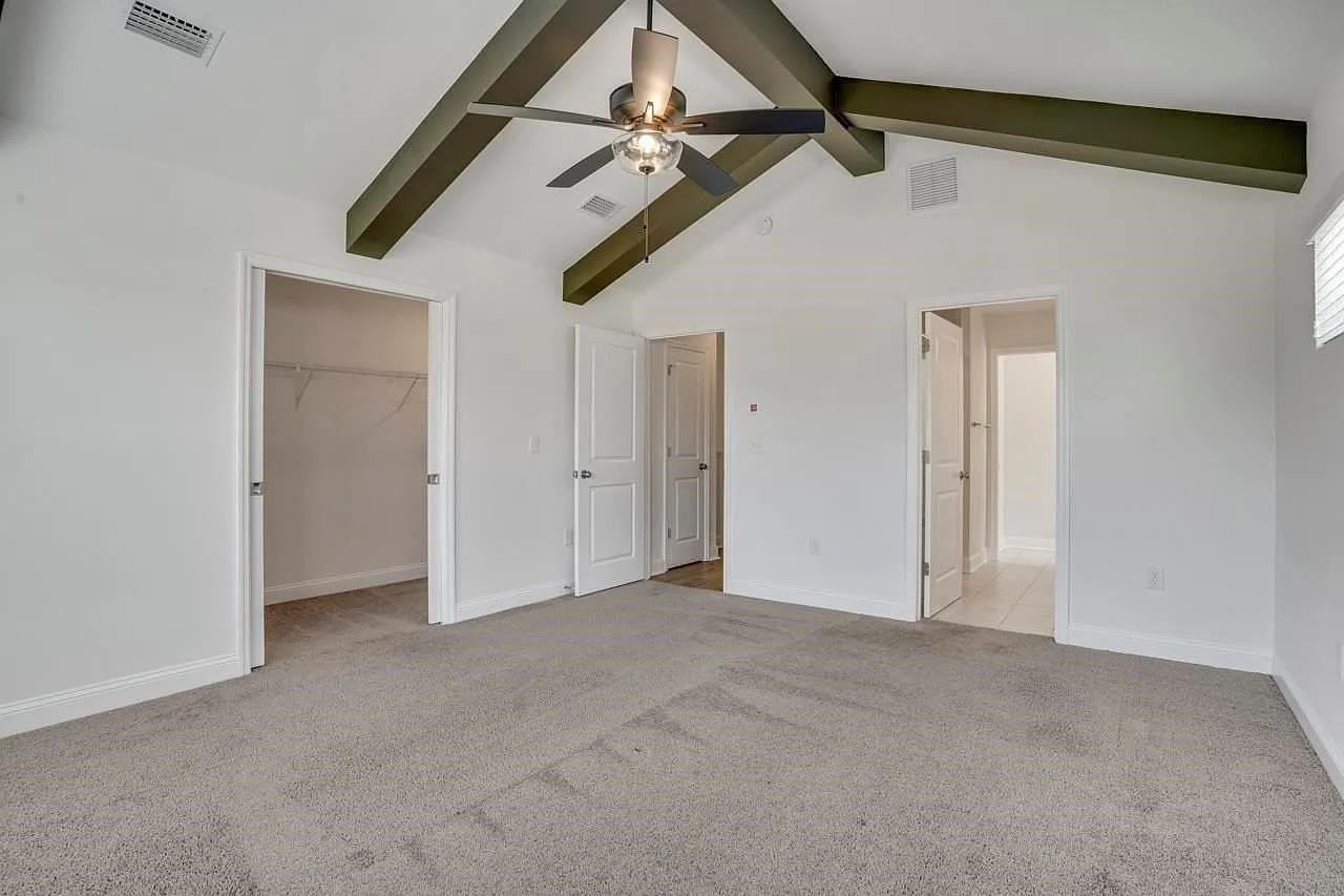 463 Grand Oaks Rd - Photo 4 of 19