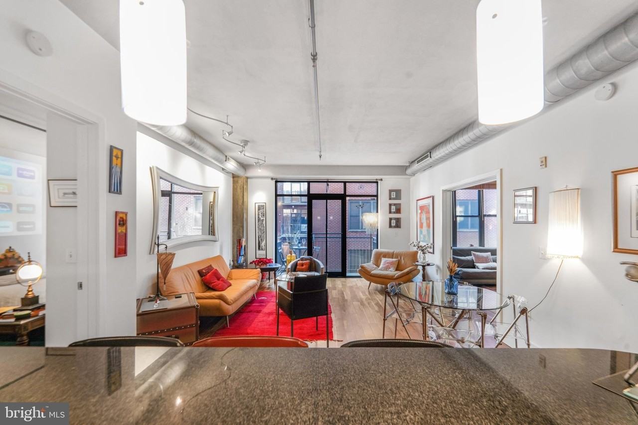 1440 Church St Nw Apt 403 #403 - Photo 4 of 12