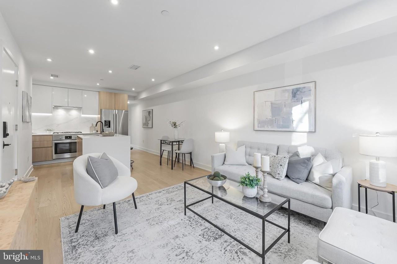 4017 Davis Pl Nw Unit 6 #6 - Photo 5 of 15