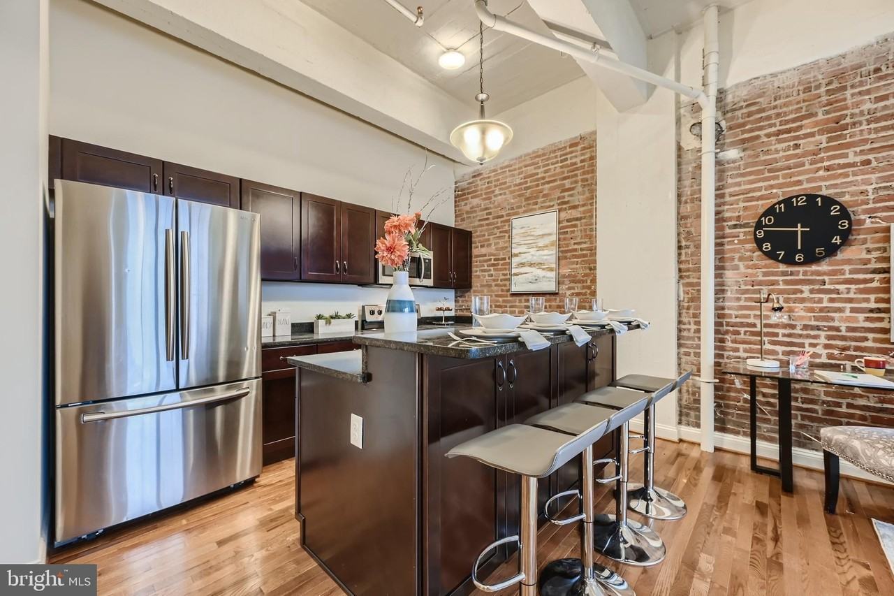 311 W Baltimore St Apt 503 #503 - Photo 5 of 29