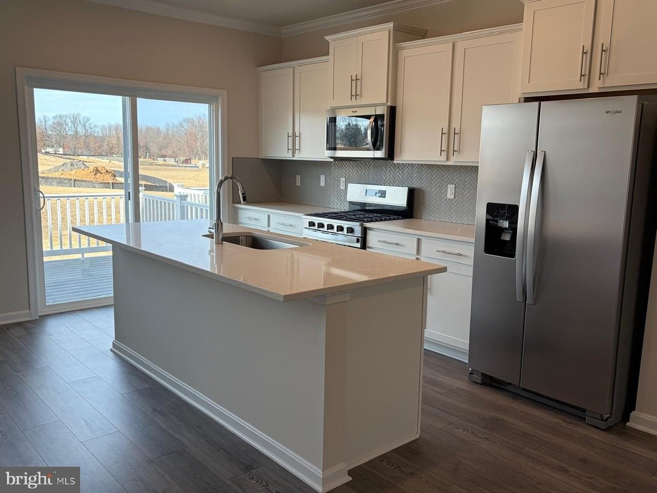 5036 Silver Oak Dr - Photo 4 of 7