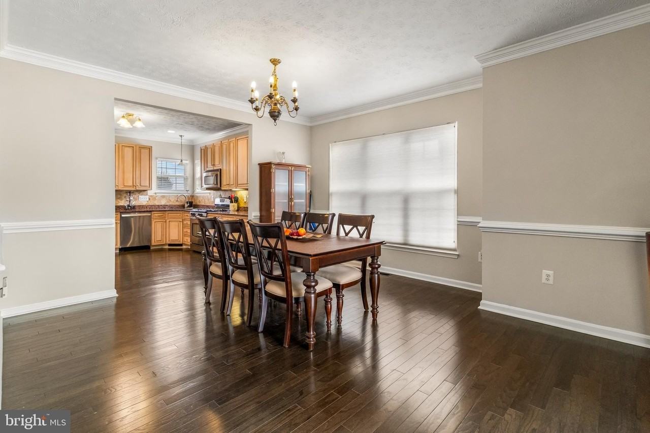 8920 Flour Ct - Photo 7 of 50