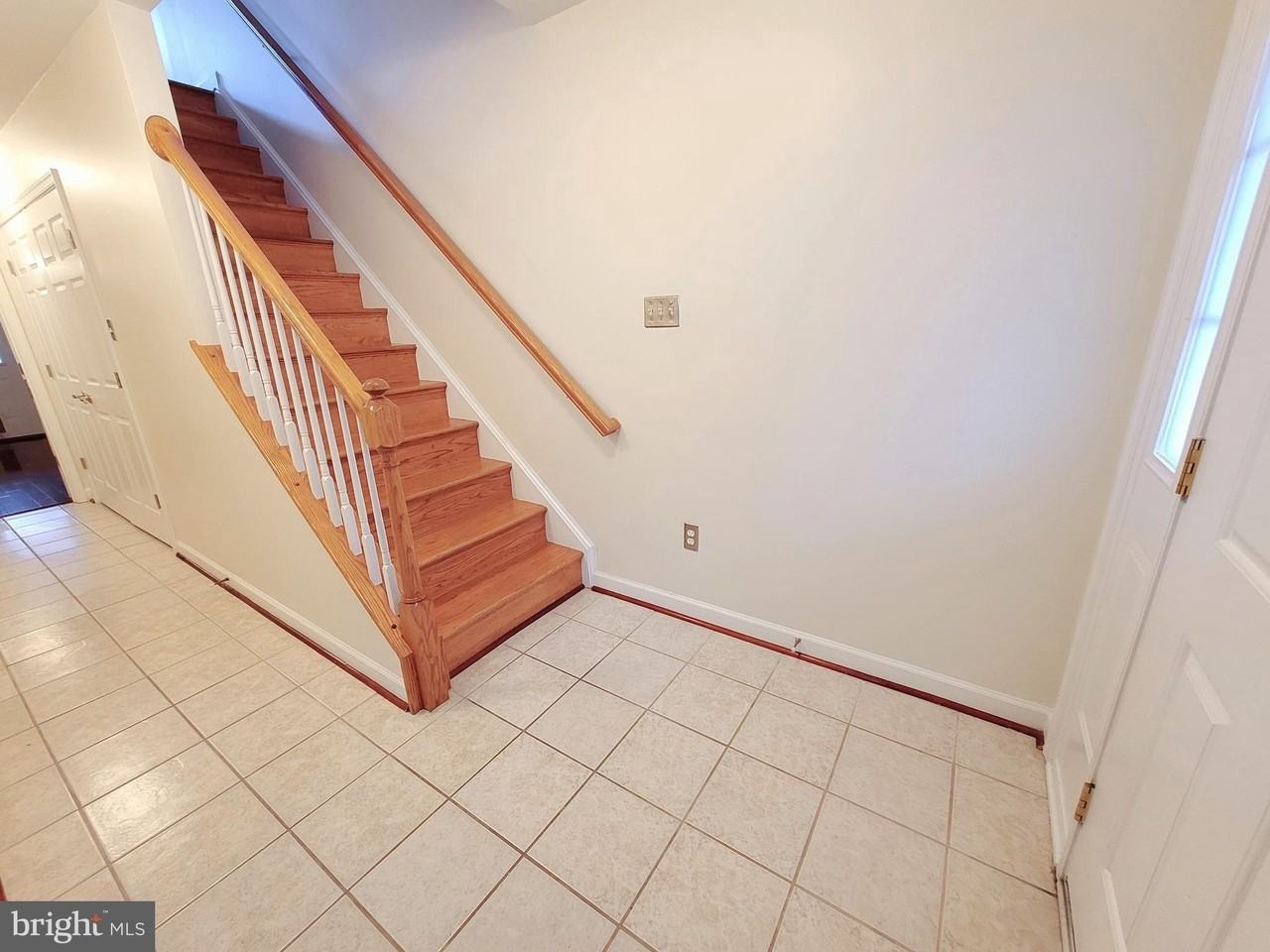 8809 Lew Wallace Rd - Photo 2 of 25