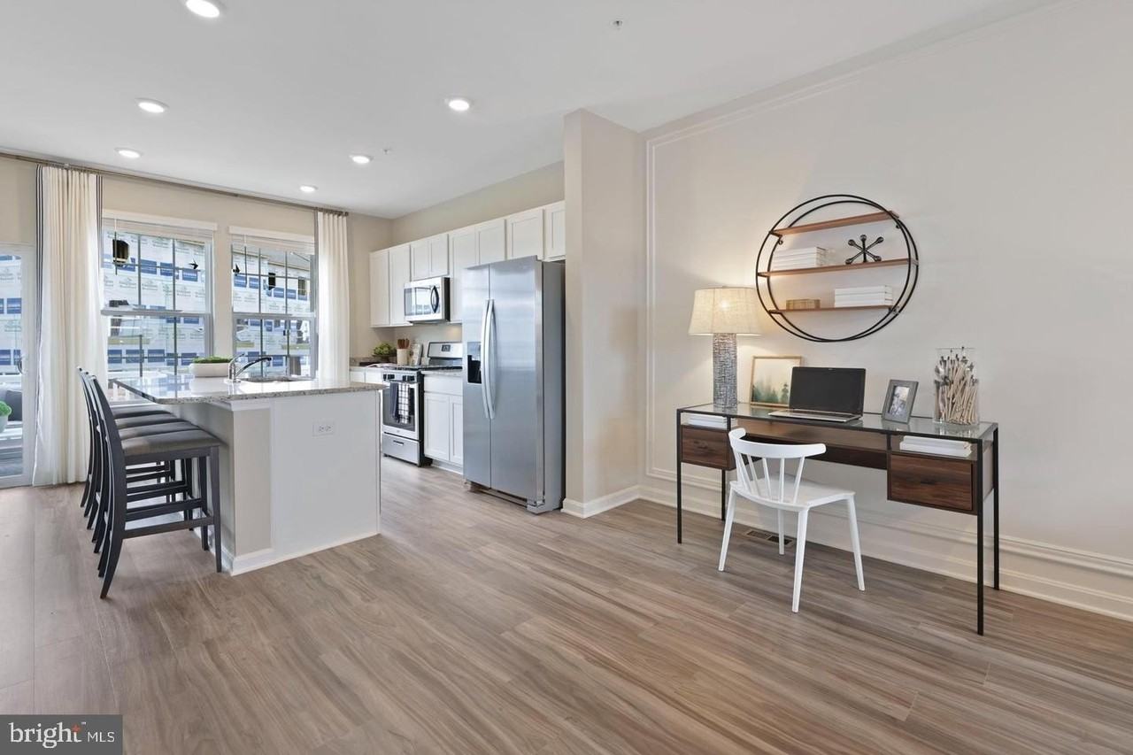 1995 Fauna Dr - Photo 2 of 20