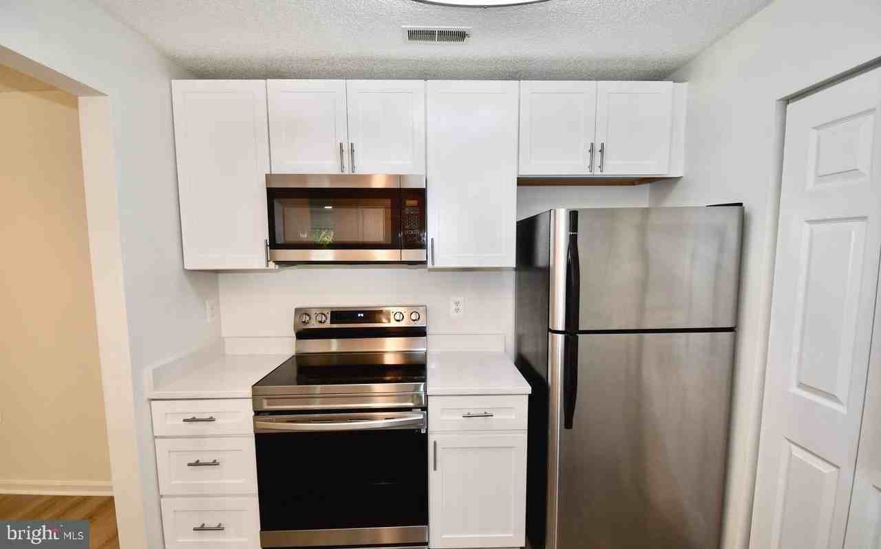 12901 Churchill Ridge Cir Apt 1 #1 - Photo 5 of 22