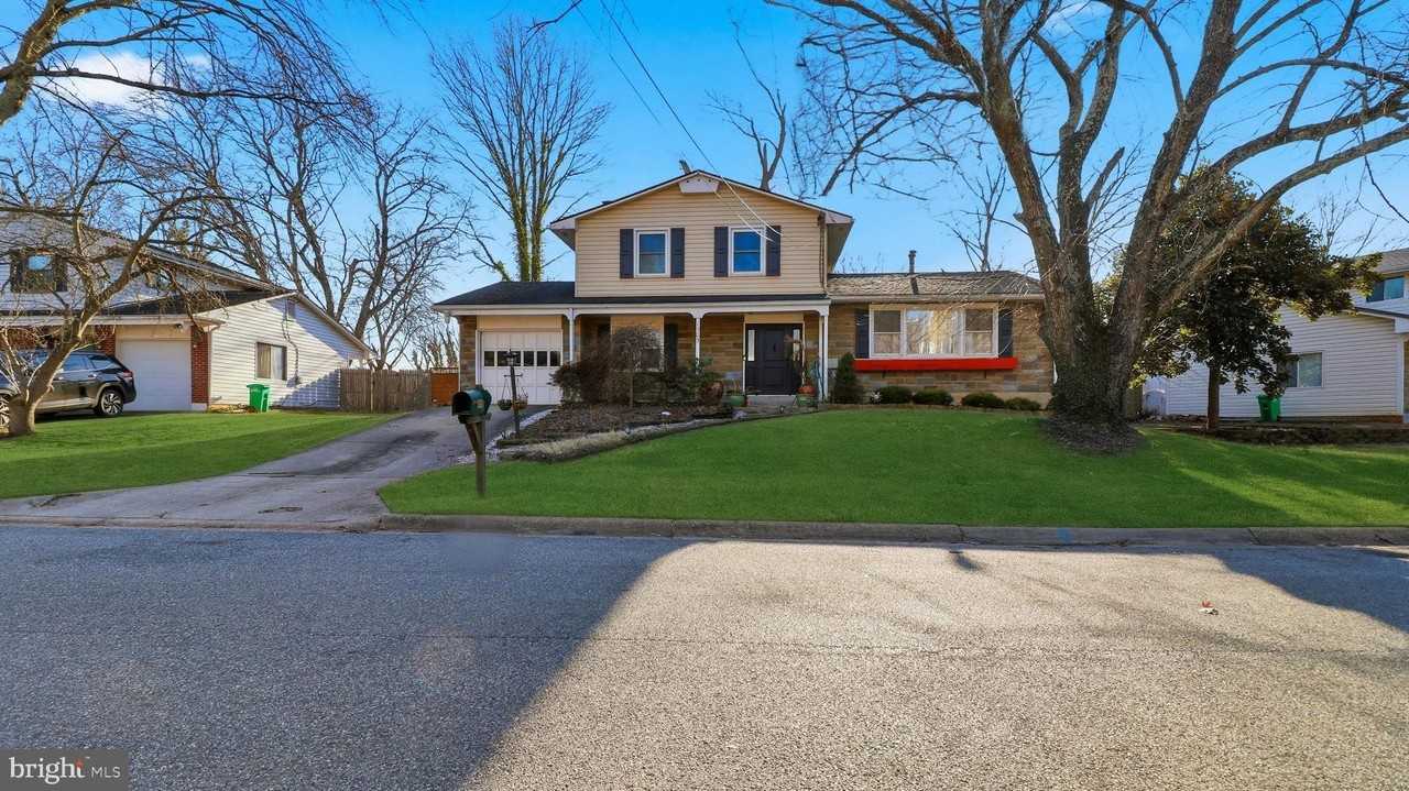 1703 Tioga Rd - Photo 3 of 50