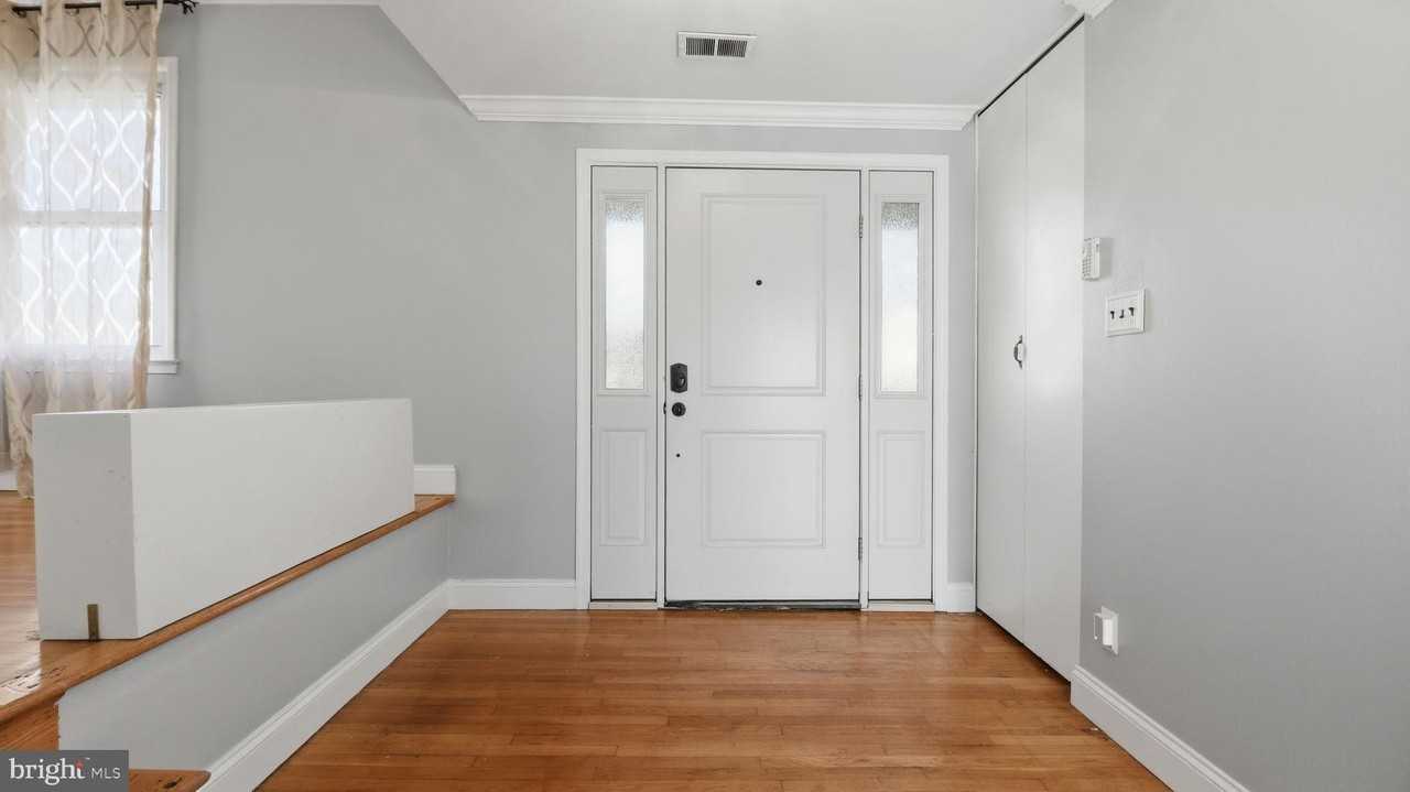 1703 Tioga Rd - Photo 6 of 50