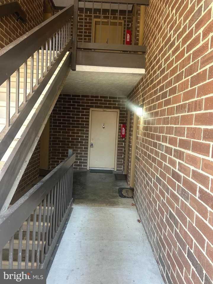 23240 Chestnut Oak Ct Unit 6d #6D - Photo 2 of 10