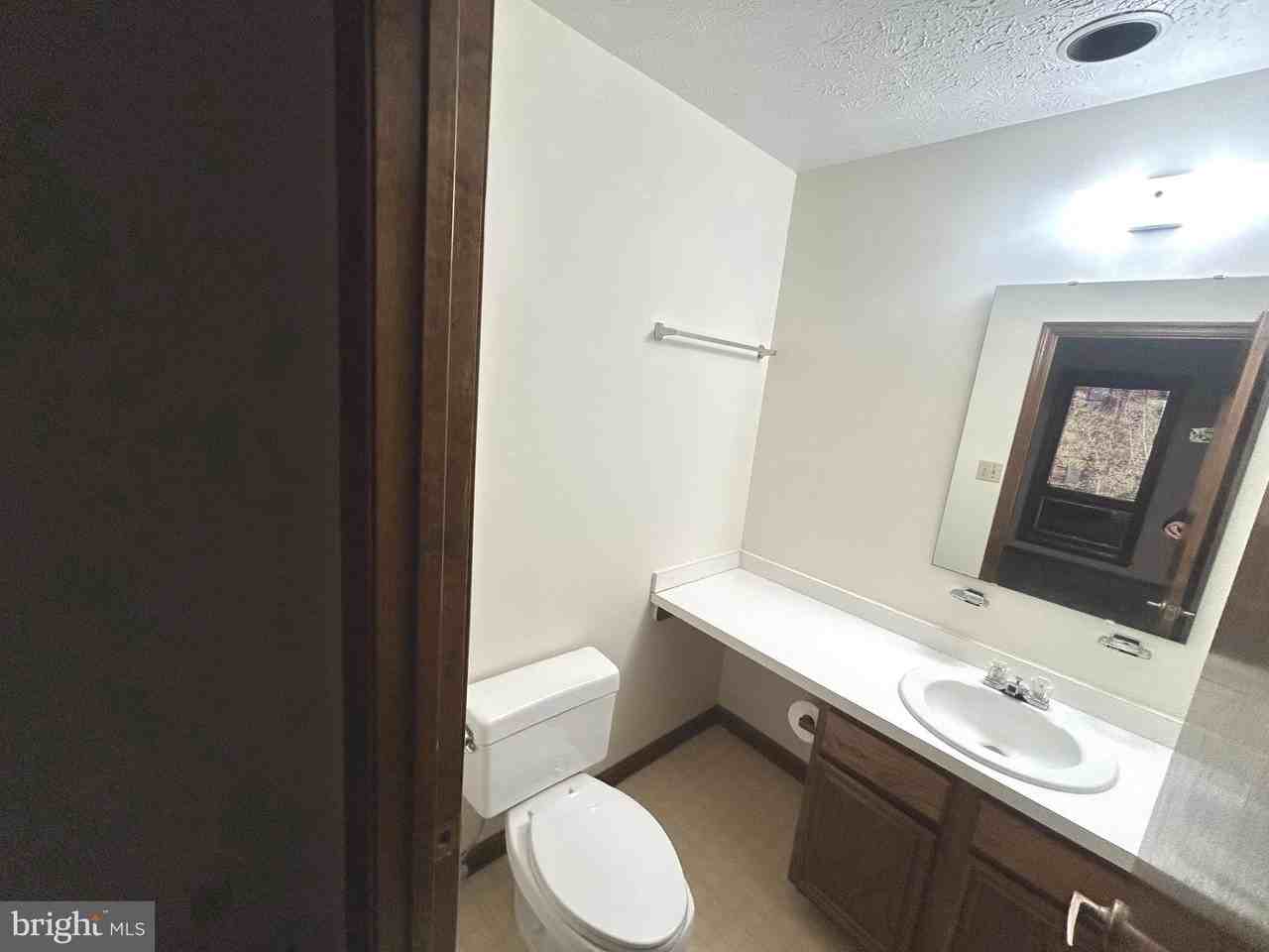 23240 Chestnut Oak Ct Unit 6d #6D - Photo 7 of 10