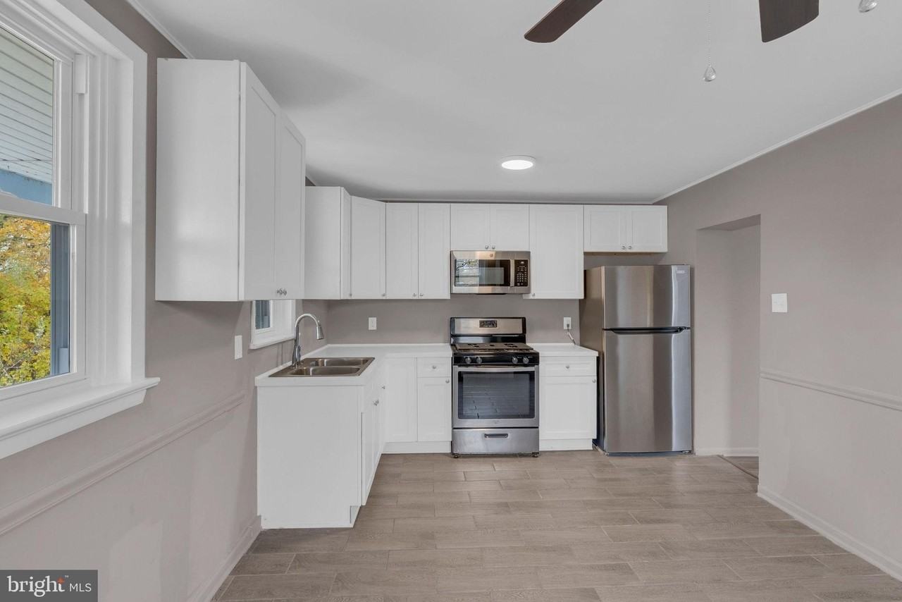 713 Public Rd - Photo 4 of 12