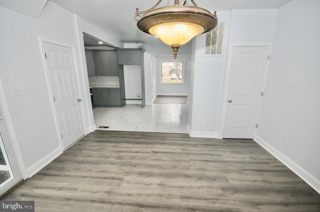 601 Eldridge Ave - Photo 6 of 27