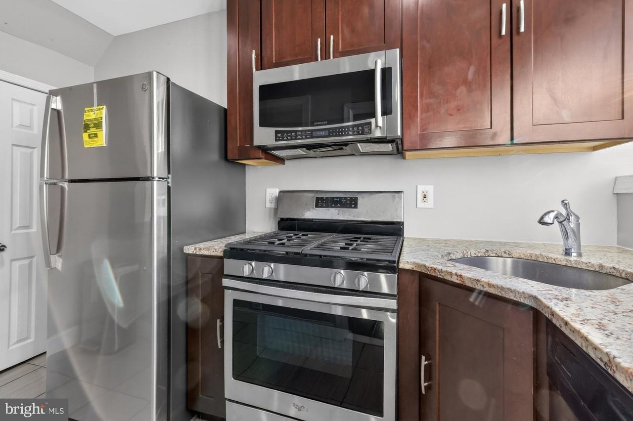 1640 S 28th St - Photo 7 of 27