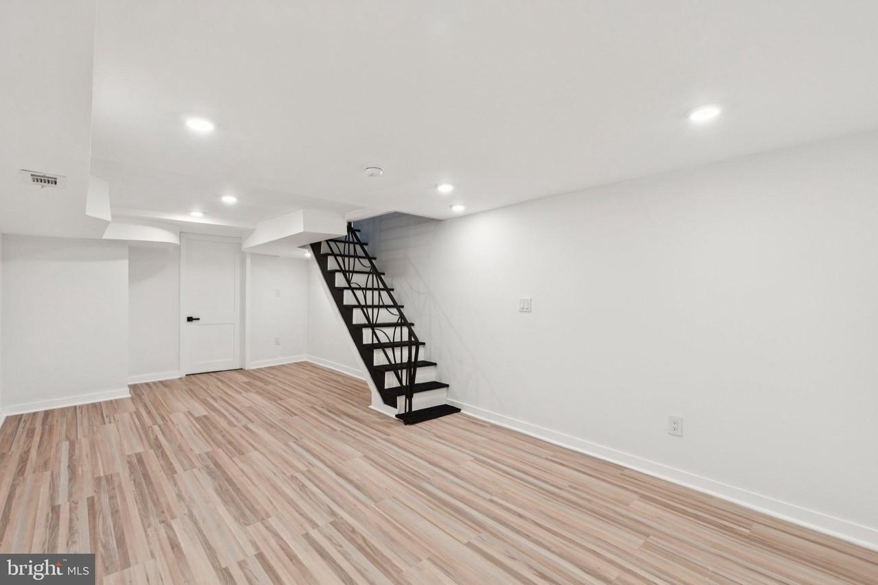 2242 S Bonsall St - Photo 7 of 21