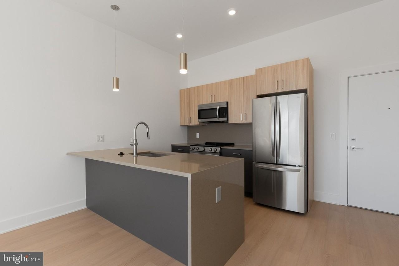 1731 Tilghman St Unit Ph3 #PH3 - Photo 6 of 49