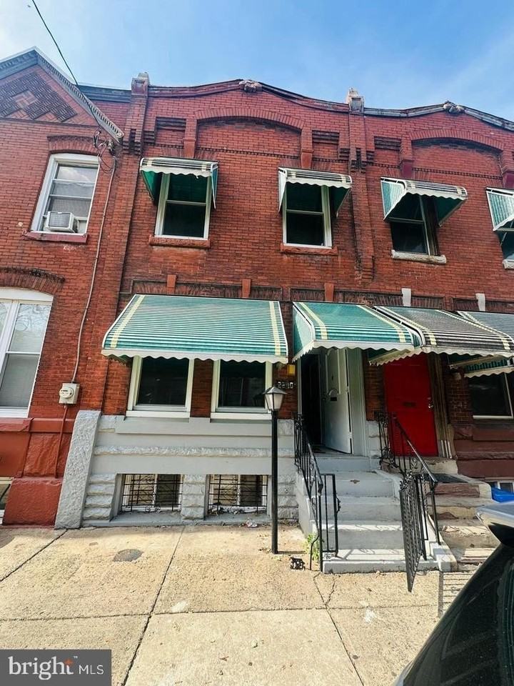 2240 N 18th St - Photo 2 of 24