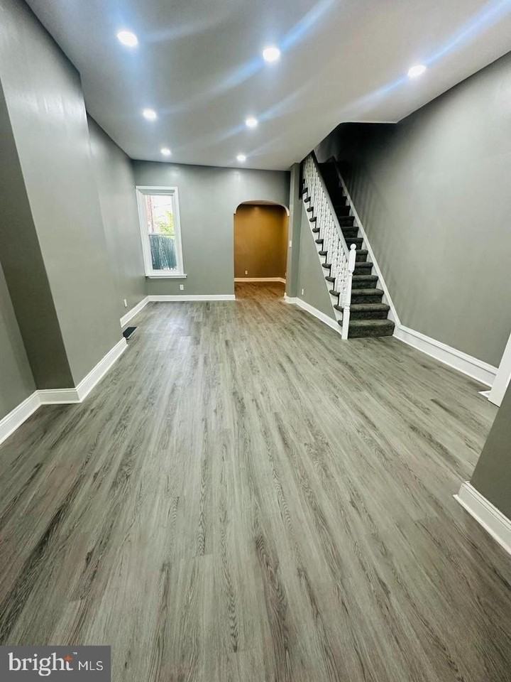 2240 N 18th St - Photo 7 of 24