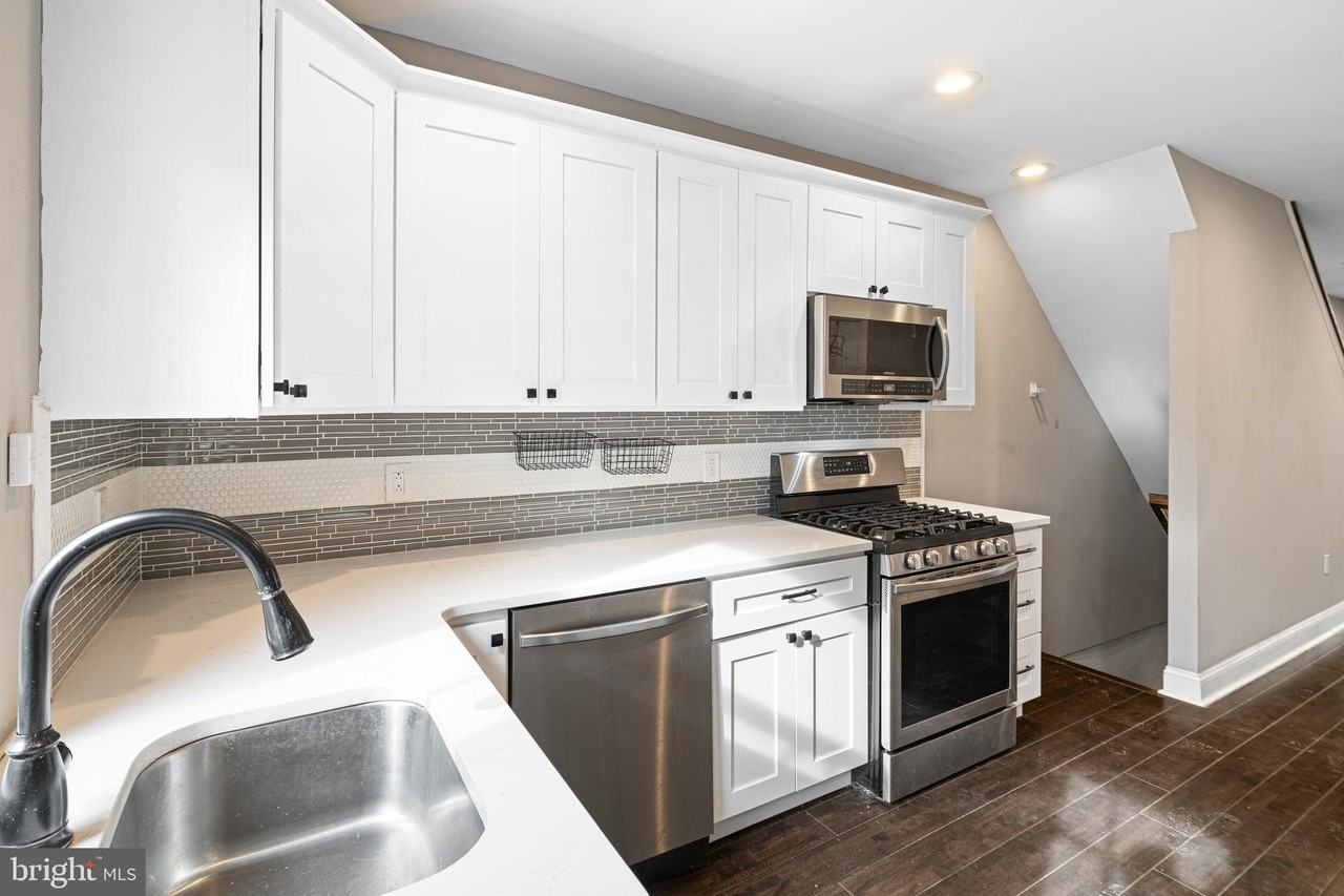 2050 Mountain St - Photo 6 of 16